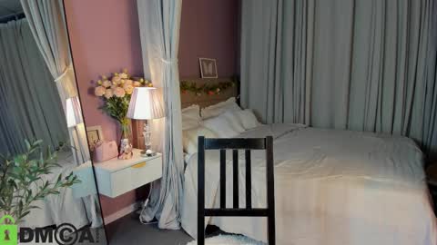 Emily GMT2 Mon 10 AM - 4 PM Wed 10 AM - 4 PM Thu 10 AM - 4 PM Fri 10 AM - 4 PM Sat 10 AM - 4 PM online show from February 13, 2026, 5:20 pm