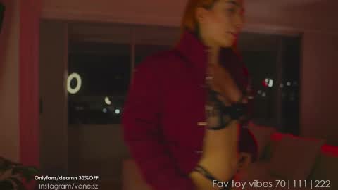 Snapshot of dearnina chatting on February 11, 2025, 10:59 am NINA   30OFF online show from February 11, 2025, 10:59 am