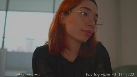 Snapshot of dearnina chatting on March 12, 2025, 10:17 pm NINA   30OFF online show from March 12, 2025, 10:17 pm