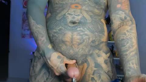    online show from October 9, 2025, 7:12 pm