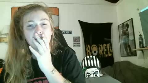 Snapshot of debbieafterhours69 chatting on October 22, 2025, 12:27 pm DEBBIE online show from October 22, 2025, 12:27 pm