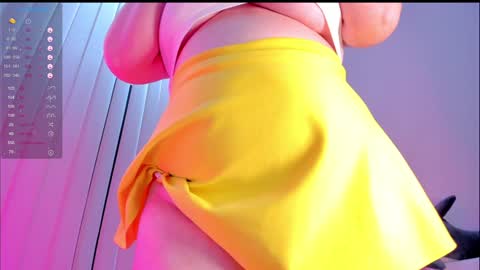 Snapshot of debbiewood chatting on December 27, 2024, 6:35 am DeboraDebbieDee online show from December 27, 2024, 6:35 am