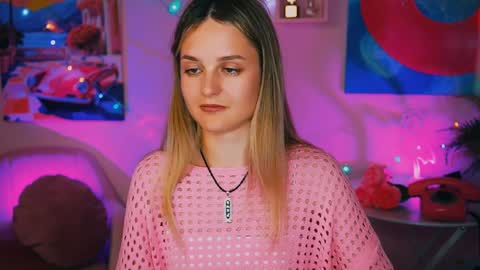 Snapshot of deboralarson chatting on December 16, 2024, 2:57 am Debora online show from December 16, 2024, 2:57 am