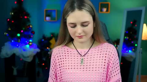 Snapshot of deboralarson chatting on December 17, 2024, 8:12 am Debora online show from December 17, 2024, 8:12 am