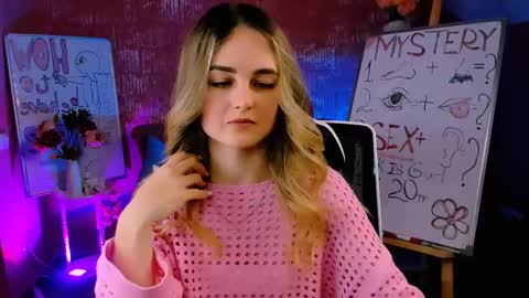 Snapshot of deboralarson chatting on February 21, 2025, 11:22 am Debora online show from February 21, 2025, 11:22 am