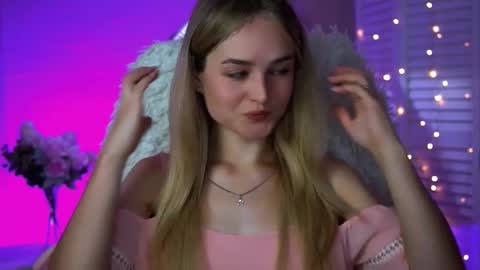 Snapshot of deboralarson chatting on September 17, 2025, 7:43 am Debora online show from September 17, 2025, 7:43 am