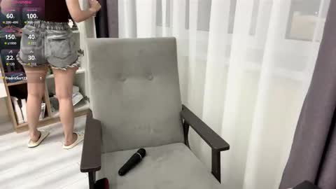 Nicole online show from February 14, 2026, 4:15 pm