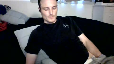 Snapshot of dee4dayz19 chatting on June 24, 2026, 4:06 pm Dee4dayz online show from June 24, 2026, 4:06 pm