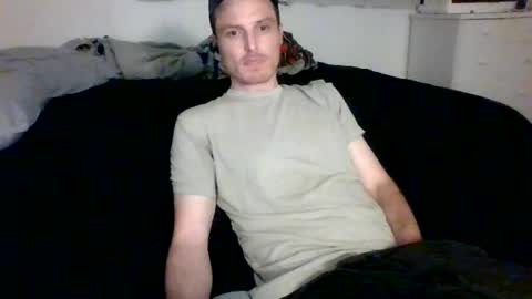 Snapshot of dee4dayz19 chatting on July 1, 2026, 2:57 am Dee4dayz online show from July 1, 2026, 2:57 am