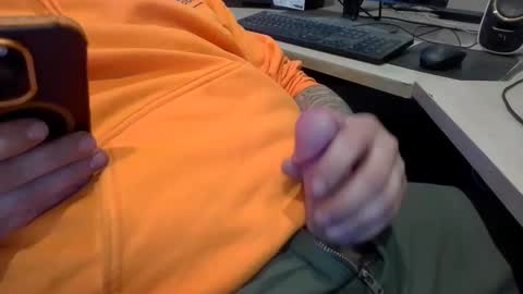 Snapshot of deepstrokes25 chatting on January 21, 2025, 10:41 pm deepstrokes25 online show from January 21, 2025, 10:41 pm