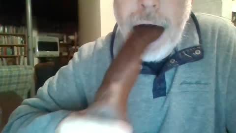 Snapshot of deepthroat227 chatting on February 21, 2025, 8:16 pm Deepthroat My Big Dildos online show from February 21, 2025, 8:16 pm