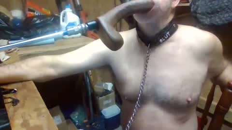 Snapshot of deepthroat227 chatting on September 24, 2025, 3:15 pm Deepthroat My Big Dildos online show from September 24, 2025, 3:15 pm