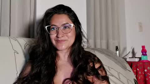 Snapshot of deesseluxure_ chatting on May 16, 2026, 5:48 am Andre online show from May 16, 2026, 5:48 am