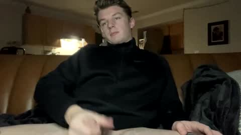 Snapshot of deeyungguy chatting on December 22, 2024, 10:49 am more content and goodies online show from December 22, 2024, 10:49 am