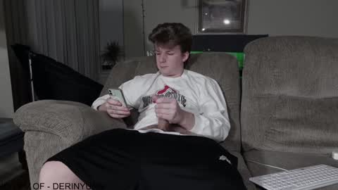 Snapshot of deeyungguy chatting on January 27, 2025, 9:02 am more content and goodies online show from January 27, 2025, 9:02 am