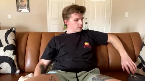 Snapshot of deeyungguy chatting on March 11, 2025, 7:36 pm more content and goodies online show from March 11, 2025, 7:36 pm