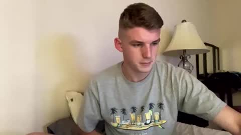 Snapshot of deeyungguy chatting on October 6, 2025, 7:22 pm more content and goodies online show from October 6, 2025, 7:22 pm