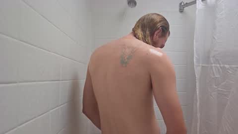 Snapshot of deeznutz420839 chatting on January 3, 2025, 3:49 am Dylan Nutz online show from January 3, 2025, 3:49 am