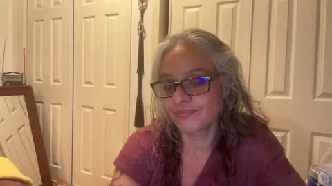 Snapshot of degeneratesaint chatting on October 8, 2025, 3:37 am Tori online show from October 8, 2025, 3:37 am