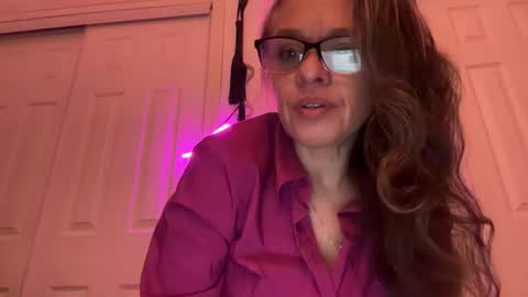Tori online show from May 20, 2026, 2:29 am