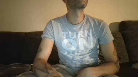 Snapshot of degrandis chatting on November 16, 2025, 5:29 pm Luka Magic online show from November 16, 2025, 5:29 pm