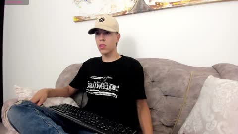 Snapshot of dei_v_48 chatting on January 30, 2025, 9:47 pm DEIVY online show from January 30, 2025, 9:47 pm