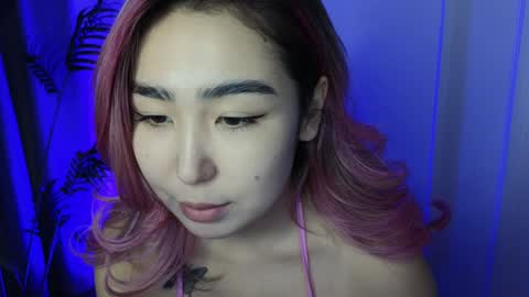 Snapshot of deiri_destiny chatting on December 12, 2024, 12:33 pm sexy bimbo little kitty asian misstress quen princes sexy girl you can just call me pleasure online show from December 12, 2024, 12:33 pm