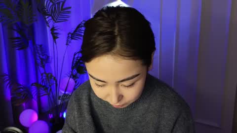 Snapshot of deiri_destiny chatting on December 20, 2024, 8:49 am sexy bimbo little kitty asian misstress quen princes sexy girl you can just call me pleasure online show from December 20, 2024, 8:49 am