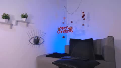 Snapshot of deivy_gram chatting on December 23, 2024, 4:22 am DEIVY online show from December 23, 2024, 4:22 am