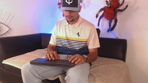  DEIVY  online show from October 31, 2025, 10:33 pm