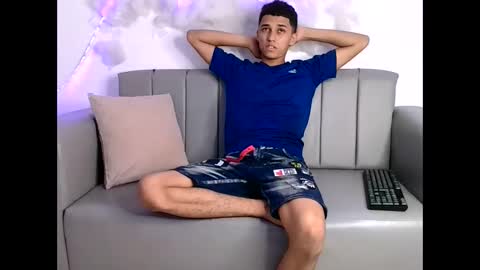 Snapshot of deivy_skinny chatting on September 14, 2025, 1:10 pm Deiby online show from September 14, 2025, 1:10 pm