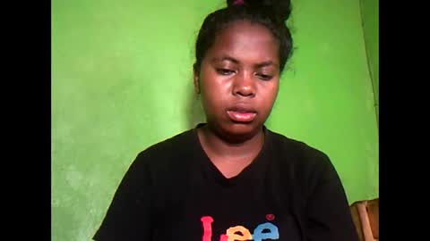 deliah712909 online show from February 2, 2025, 7:09 am