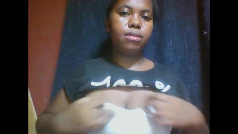 deliah712909 online show from February 10, 2025, 5:09 pm