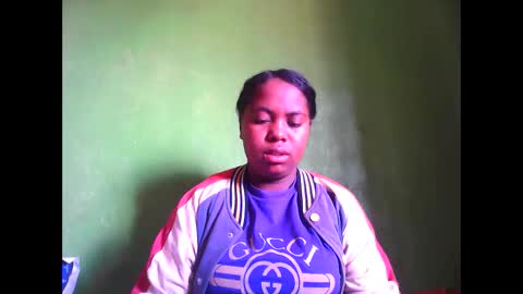 deliah712909 online show from February 3, 2026, 6:40 am