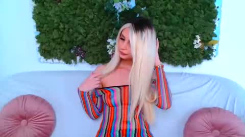 Snapshot of deliciaalove chatting on November 28, 2025, 7:49 pm deliciaalove online show from November 28, 2025, 7:49 pm