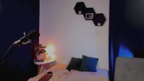 Snapshot of delilaah chatting on February 3, 2026, 6:40 am Delilah online show from February 3, 2026, 6:40 am