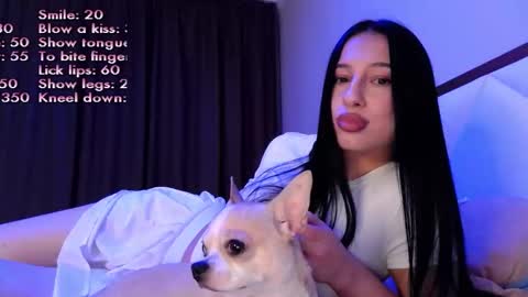 delly_love online show from November 7, 2025, 10:21 pm