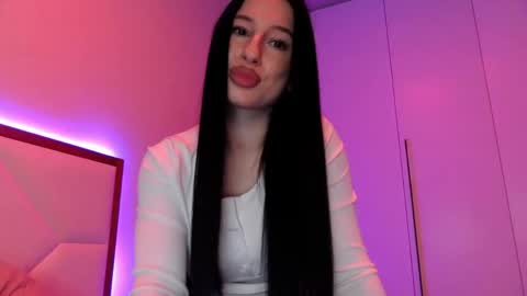 delly_love online show from April 2, 2026, 7:55 pm