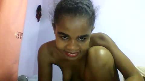 Snapshot of delphineee chatting on March 26, 2026, 5:46 am delphine online show from March 26, 2026, 5:46 am