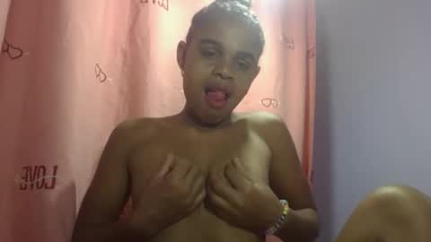 Snapshot of delphineee chatting on April 11, 2026, 2:16 am delphine online show from April 11, 2026, 2:16 am