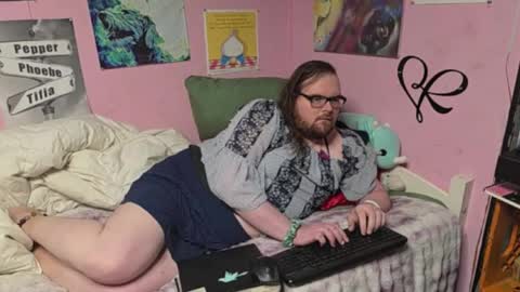 Delta online show from April 10, 2026, 1:27 pm