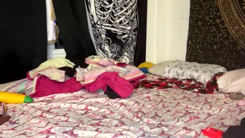 Snapshot of deluxxxeblu chatting on January 28, 2025, 3:15 am TankinBody online show from January 28, 2025, 3:15 am