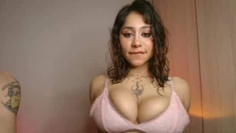 demian_melany_ online show from May 1, 2026, 4:06 am