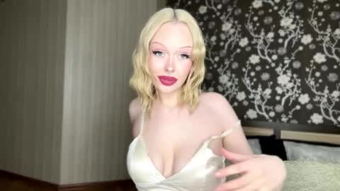 Demi online show from February 12, 2026, 3:07 pm