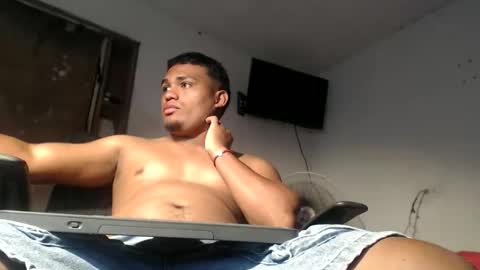 Snapshot of demol_latin chatting on May 29, 2026, 3:43 pm MASTER DAV online show from May 29, 2026, 3:43 pm