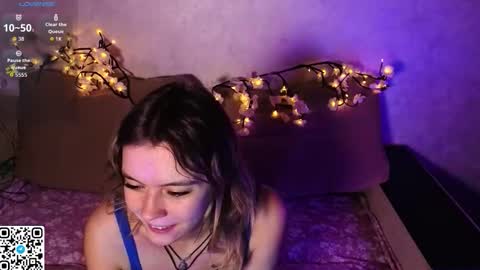 Snapshot of demonacast chatting on November 26, 2025, 8:32 pm Katrine online show from November 26, 2025, 8:32 pm