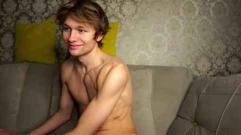 Dave19  online show from February 8, 2026, 4:05 am