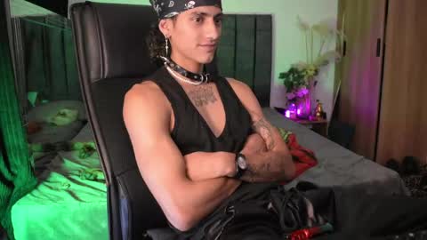 Snapshot of demonkush_ chatting on May 26, 2026, 1:23 am DemonKush online show from May 26, 2026, 1:23 am