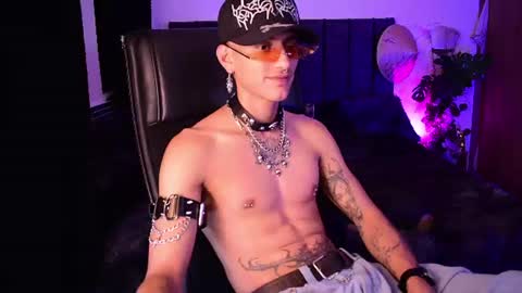 Snapshot of demonkush_ chatting on June 20, 2026, 1:19 am DemonKush online show from June 20, 2026, 1:19 am