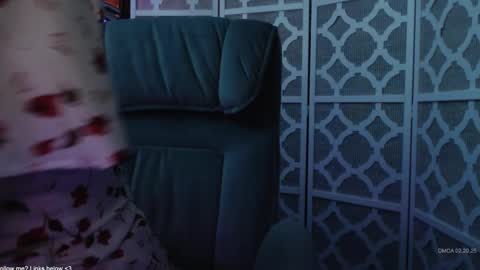 Snapshot of demuredeliah chatting on February 21, 2025, 1:55 am Deliah online show from February 21, 2025, 1:55 am